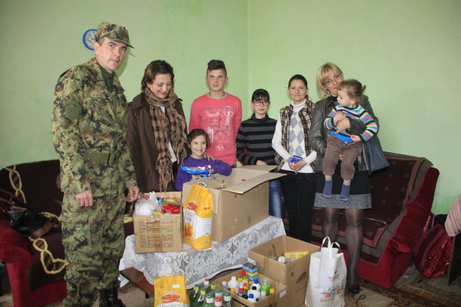 vojska-srbije-pomoc-socijalno-ugrozenima-0006