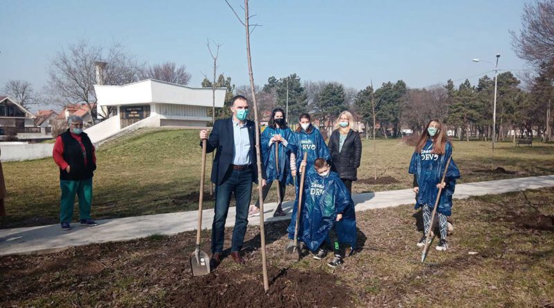 Acțiunea „Plantează un copac” a fost organizată la Zrenjanin