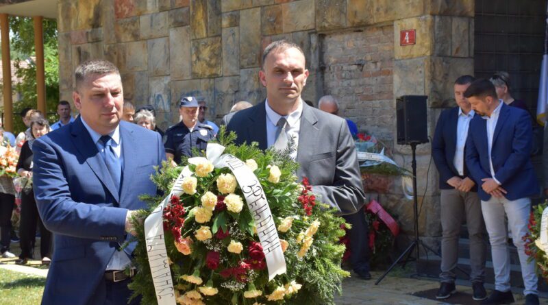 POLAGANJE VENACA VIDOVDAN (3)