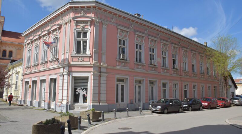 16-1-3 Gradska narodna biblioteka Žarko Zrenjanin – koja vam je bolja fotka