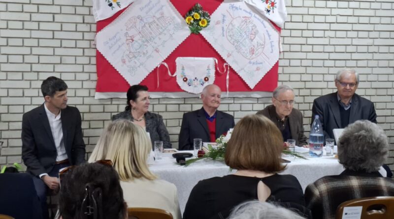14-2-Promocija knjige u Banagtskom Dvoru