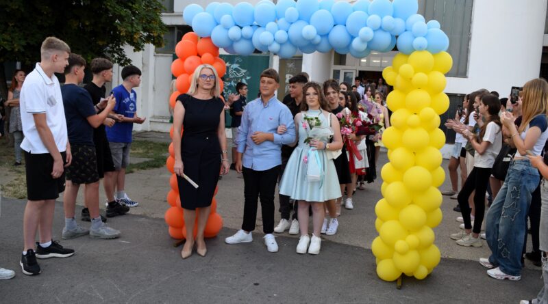 osmo jedan i milica kircanski