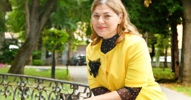 MILICA DOSKOVIĆ, VOKALNA SOLISTKINjA I ČLANICA HORA OPERE SRPSKOG NARODNOG POZORIŠTA: Uskoro i pesma o Zrenjaninu