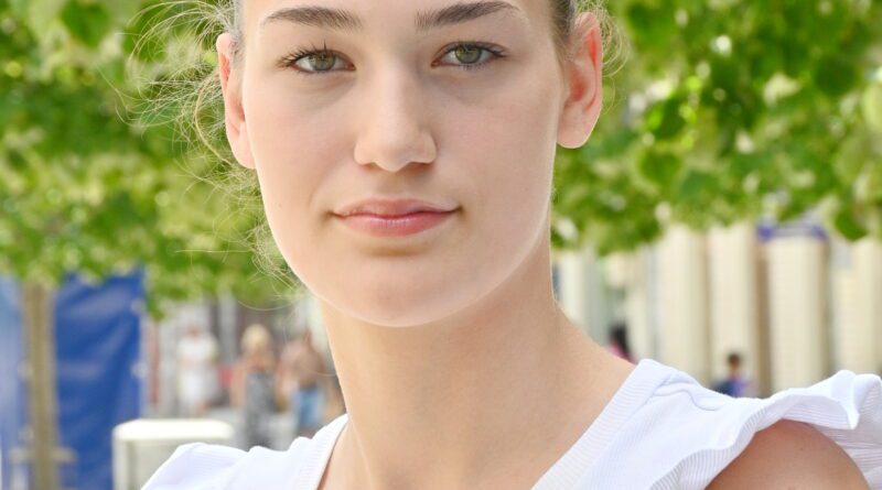 6-1-4-Jovana Damjanac