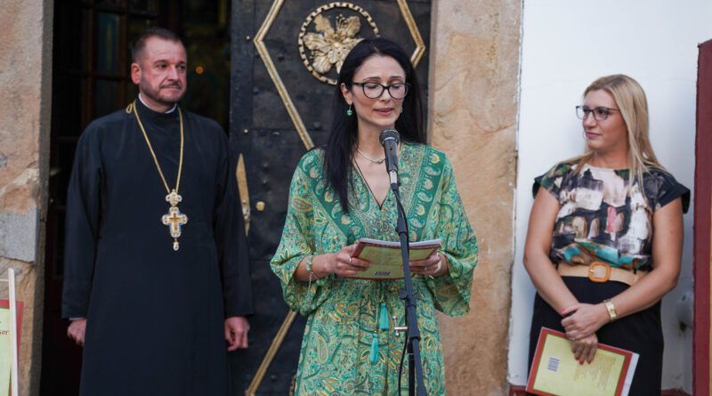 7-1-Ninoslav Kacaric, Natasa Stojljkovski i Maja Kacraic