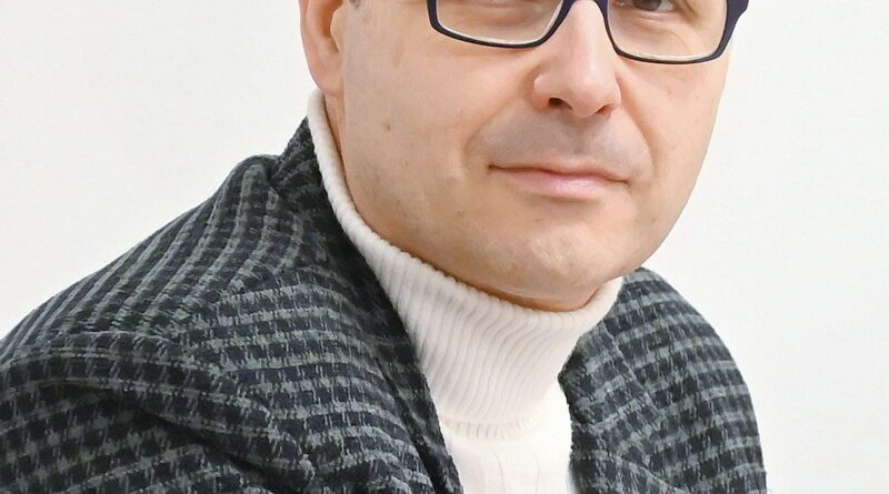 9-1-1 Profesor dr Dejan Molnar