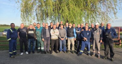 VREDNI ELEMIRCI SAMI UREĐUJU SVOJE SELO I VRAĆAJU MU DOSTOJANSTVO