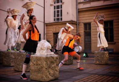ZRENJANINSKA „LISISTRATA” – SPOJ KLASIČNE DRAME, MODERNOG TEATRA I PROBUĐENE SENZUALNOSTI